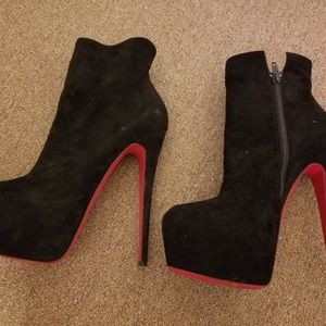 Christian Louboutin Suede Daffodile Boots